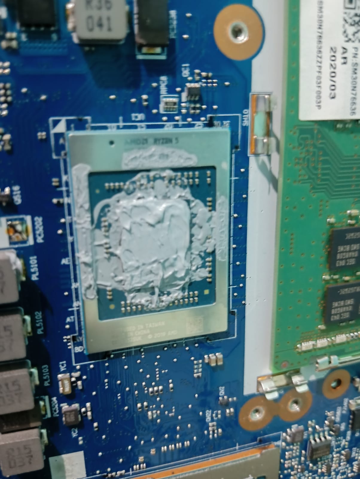 Ganti Thermal Paste & Cleaning Internal
